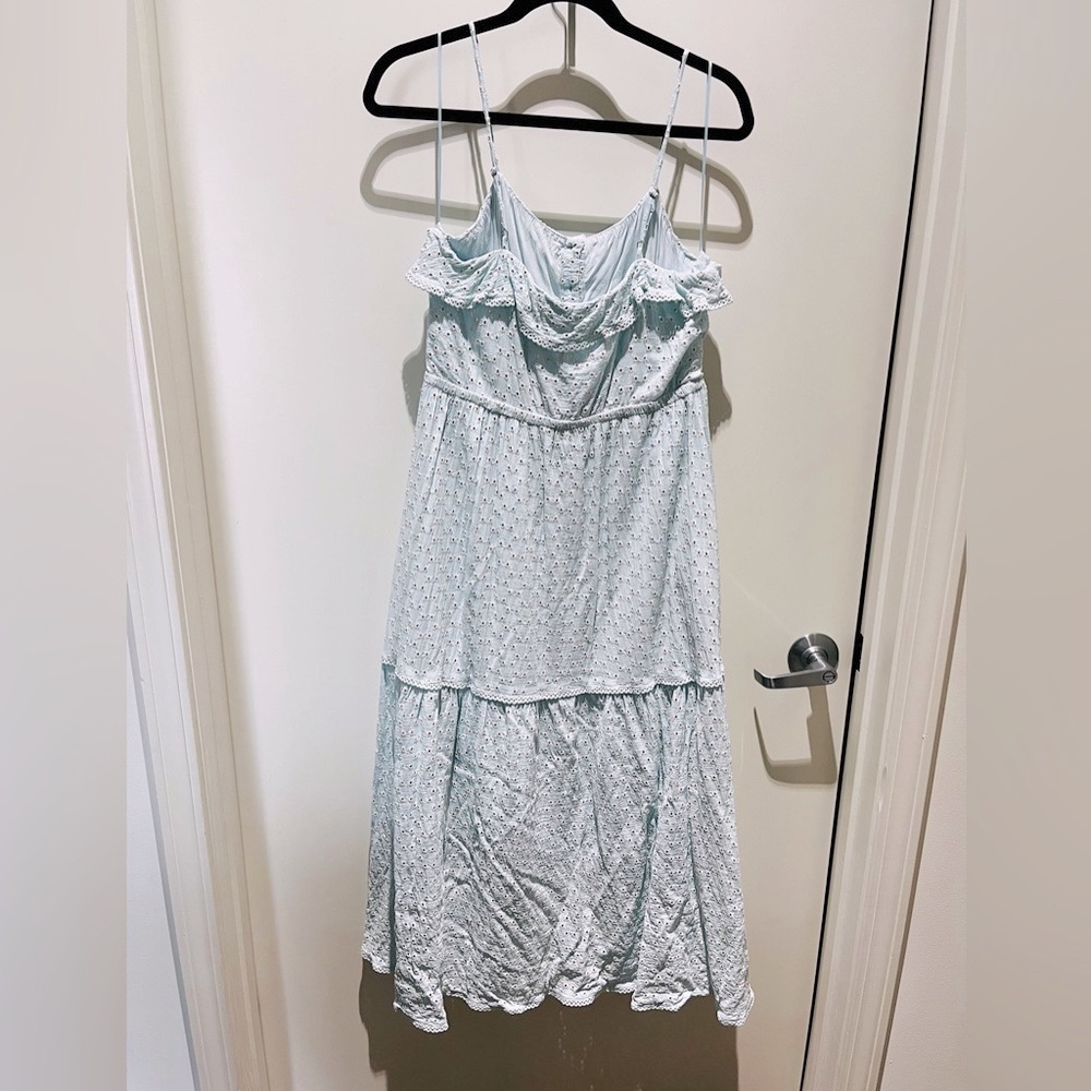 Lost & Wander Blissful Blues Eyelet Detail Maxi Dress~ size L - Picture 6 of 12